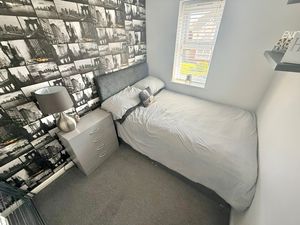 Islay Close Stanney Oaks